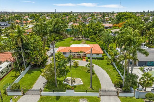 220 NW 130th Ave, Miami, FL 33182