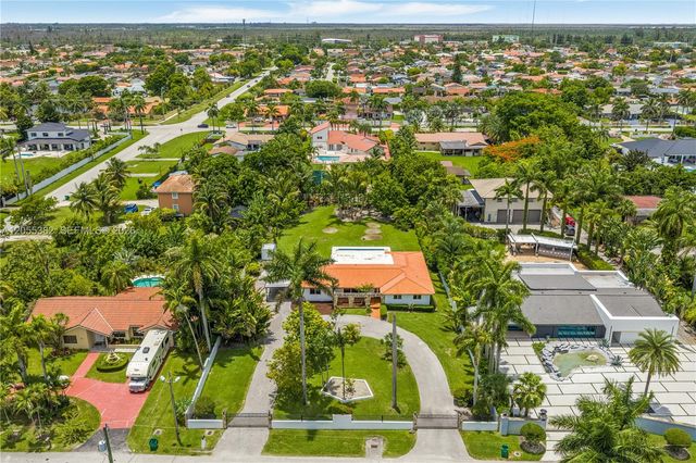 220 NW 130th Ave, Miami, FL 33182