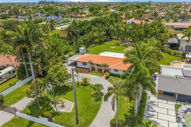 220 NW 130th Ave, Miami, FL 33182