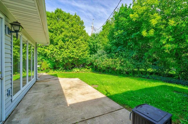 78 S Harmony Drive, Janesville, WI 53545