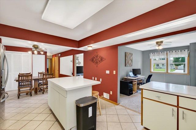78 S Harmony Drive, Janesville, WI 53545