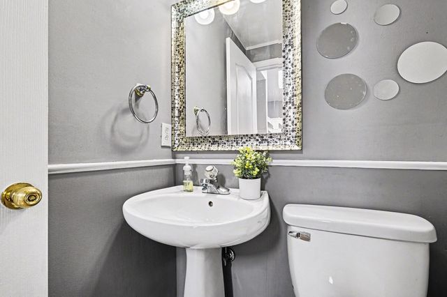 2934 Churchill Ln, Thompsons Station, TN 37179