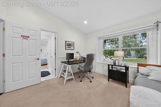 32240 Robinhood Drive, Beverly Hills Village, MI 48025
