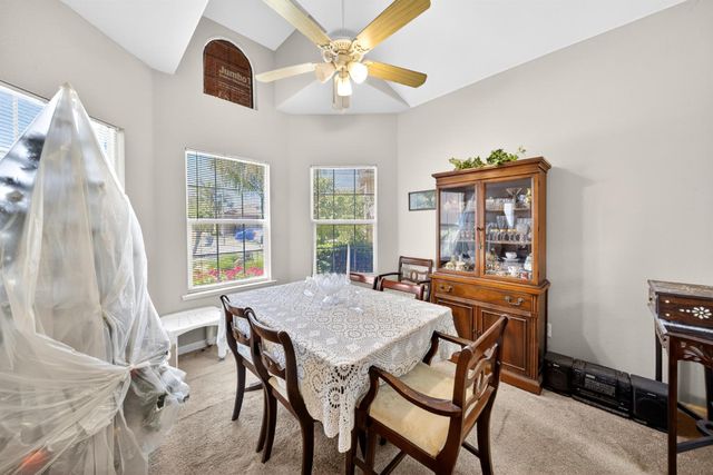 5622 N Ensanada Avenue, Fresno, CA 93723