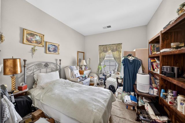 5622 N Ensanada Avenue, Fresno, CA 93723