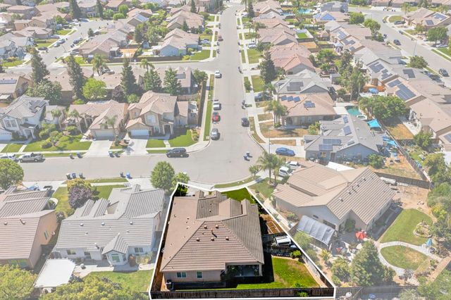 5622 N Ensanada Avenue, Fresno, CA 93723