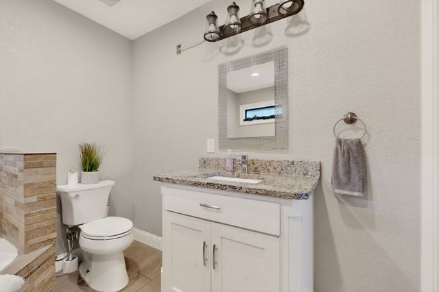 805 Buena Vista Drive, Arlington, TX 76010