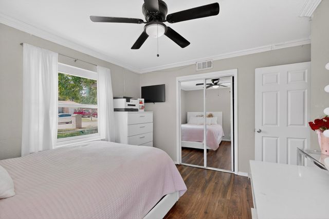 805 Buena Vista Drive, Arlington, TX 76010