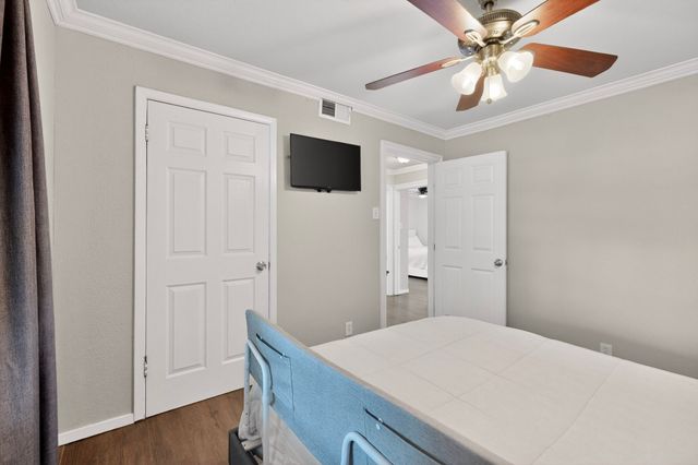 805 Buena Vista Drive, Arlington, TX 76010