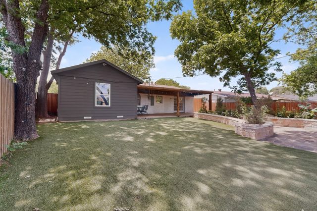 805 Buena Vista Drive, Arlington, TX 76010