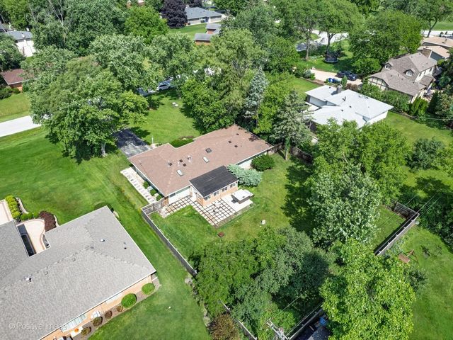 13215 S Adsit Road, Palos Park, IL 60464