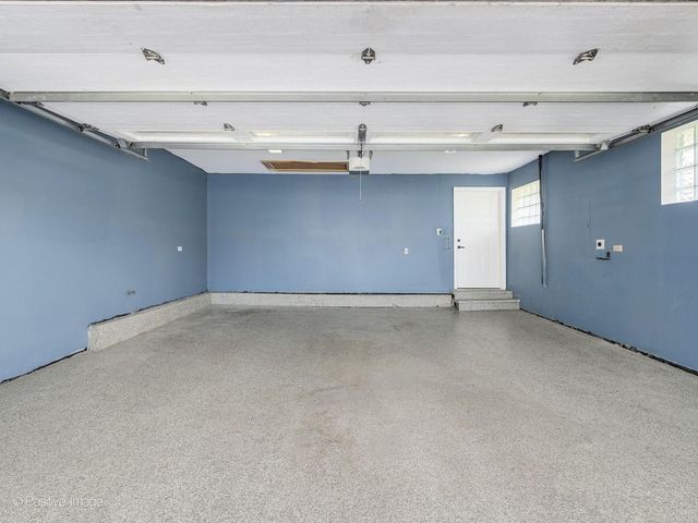 13215 S Adsit Road, Palos Park, IL 60464