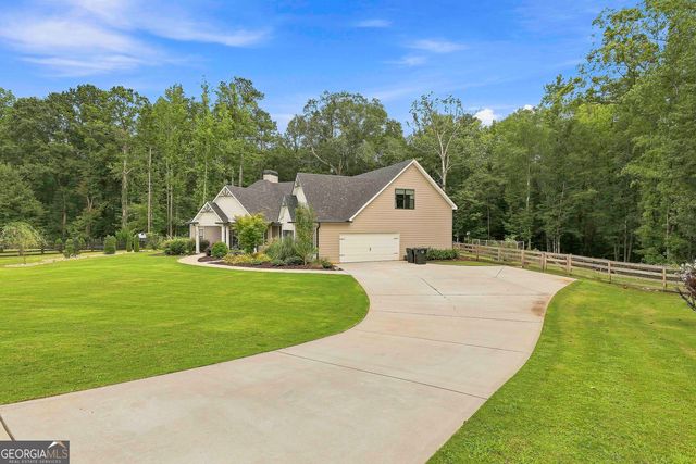 230 Windchime Way, Tyrone, GA 30290