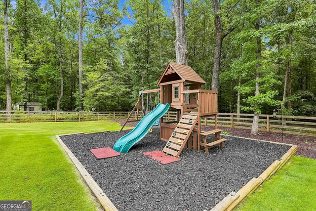 230 Windchime Way, Tyrone, GA 30290