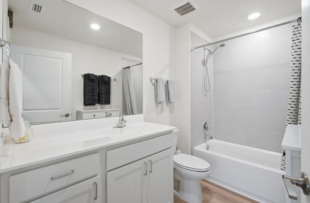 868 Bent Creek Drive, Fort Pierce, FL 34947