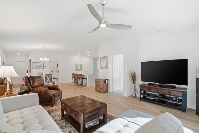 868 Bent Creek Drive, Fort Pierce, FL 34947