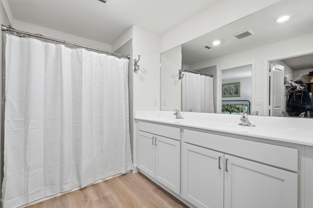 868 Bent Creek Drive, Fort Pierce, FL 34947