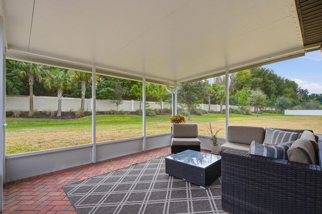 868 Bent Creek Drive, Fort Pierce, FL 34947