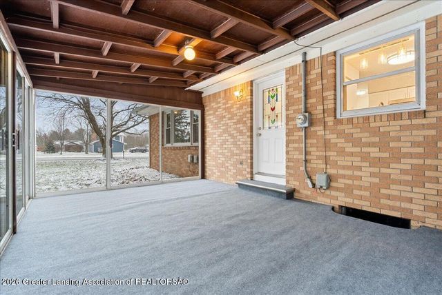 2055 Holly Drive, Charlotte, MI 48813