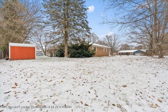 2055 Holly Drive, Charlotte, MI 48813