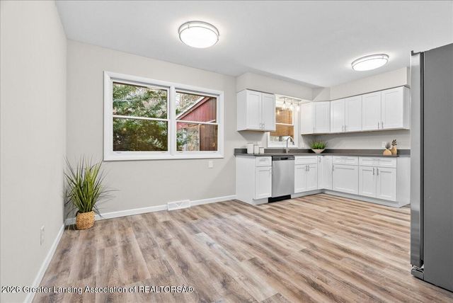 2055 Holly Drive, Charlotte, MI 48813