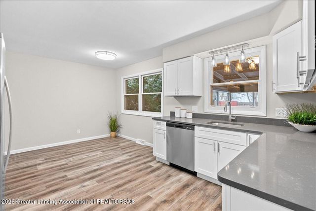 2055 Holly Drive, Charlotte, MI 48813