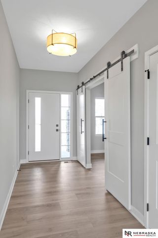 12359 Elk Ridge Circle, Papillion, NE 68046