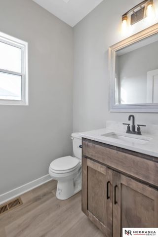 12359 Elk Ridge Circle, Papillion, NE 68046