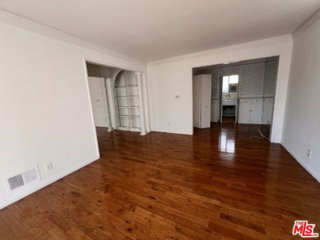 1323 N Olive Drive 33d, West Hollywood, CA 90069