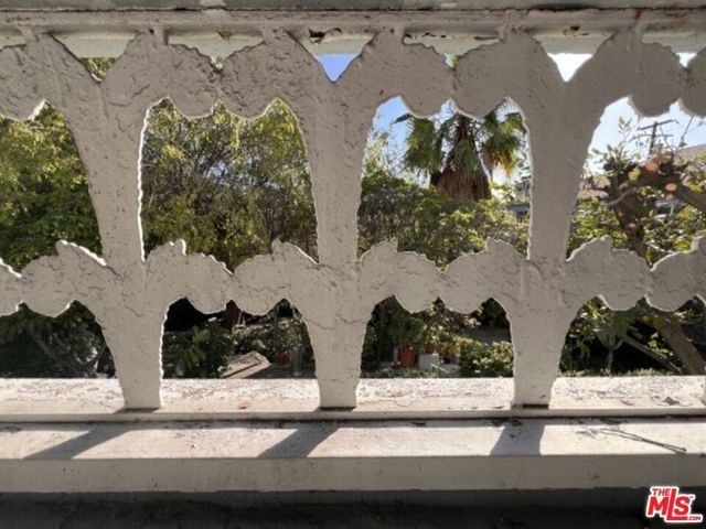 1323 N Olive Drive 33d, West Hollywood, CA 90069