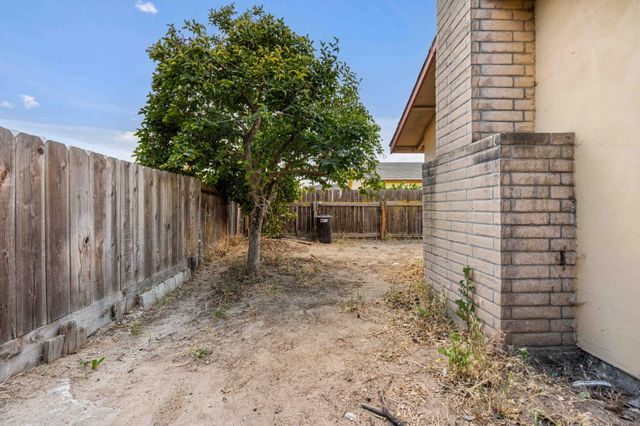 16074 Warfield Rd, Lathrop, CA 95330