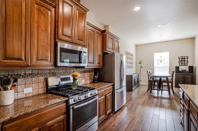 2127 Donna Lane, Santa Fe, TX 77510