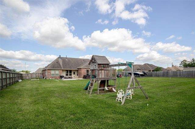 2127 Donna Lane, Santa Fe, TX 77510