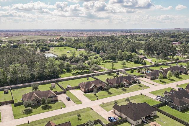 2127 Donna Lane, Santa Fe, TX 77510