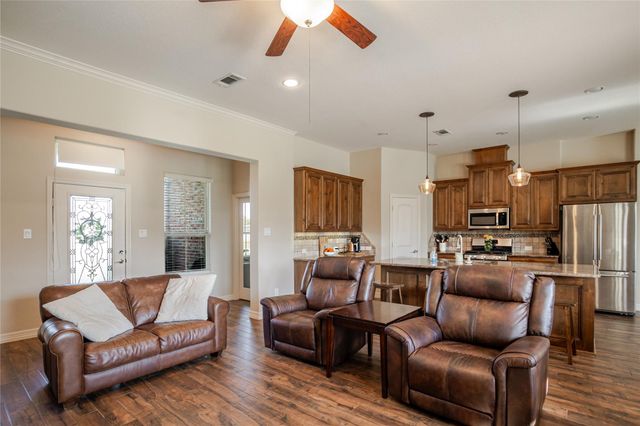 2127 Donna Lane, Santa Fe, TX 77510