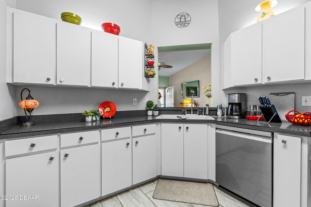 897 Alabama Avenue, Holly Hill, FL 32117