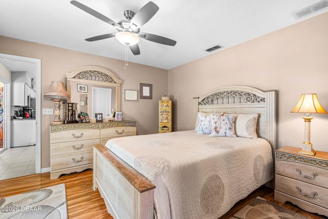 897 Alabama Avenue, Holly Hill, FL 32117