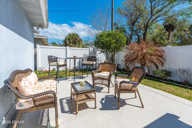 897 Alabama Avenue, Holly Hill, FL 32117