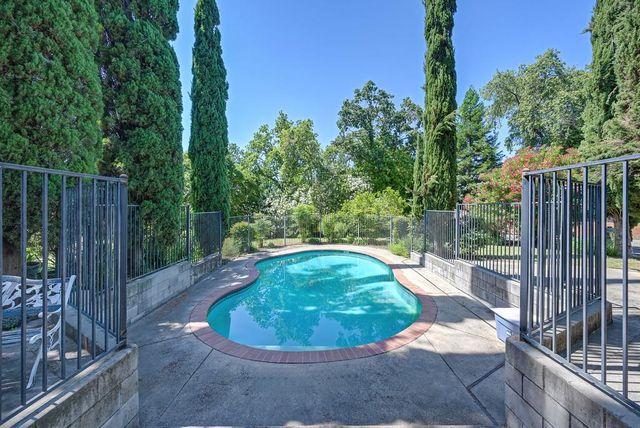 8601 Central Ave, Orangevale, CA 95662