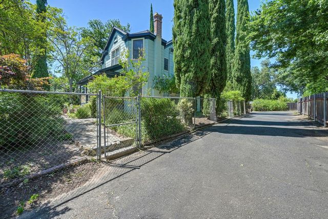 8601 Central Ave, Orangevale, CA 95662