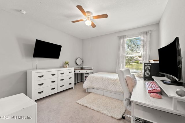 66012 EDGEWATER Drive, Yulee, FL 32097