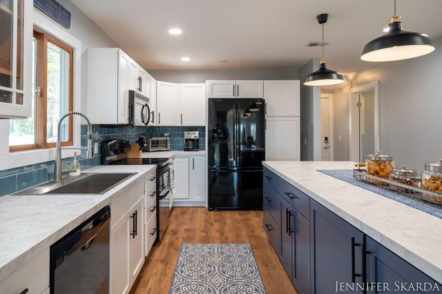 9341 S Oxeye Avenue, Baldwin, MI 49304