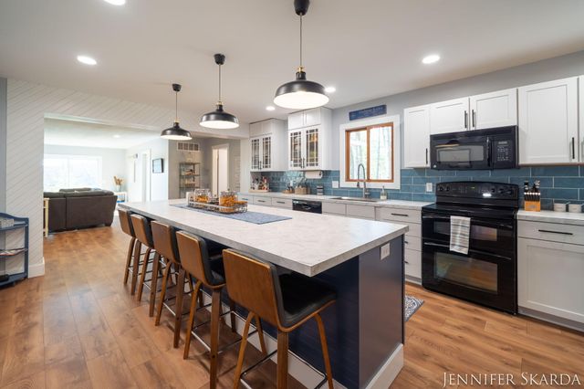 9341 S Oxeye Avenue, Baldwin, MI 49304