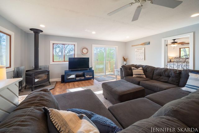 9341 S Oxeye Avenue, Baldwin, MI 49304