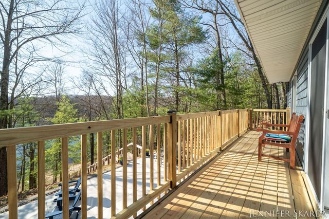 9341 S Oxeye Avenue, Baldwin, MI 49304