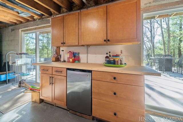 9341 S Oxeye Avenue, Baldwin, MI 49304
