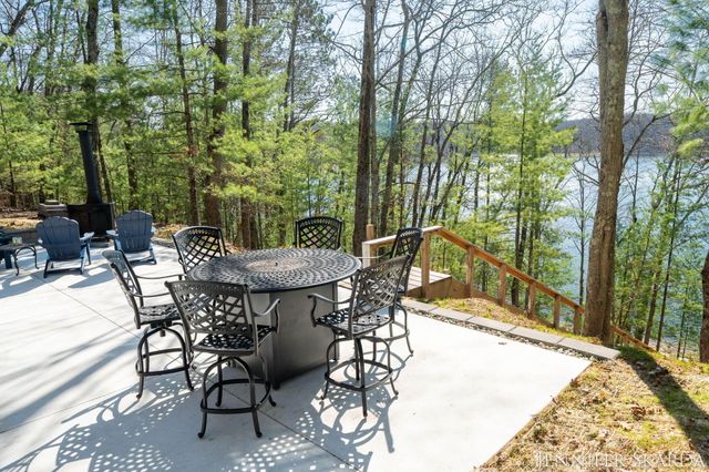 9341 S Oxeye Avenue, Baldwin, MI 49304