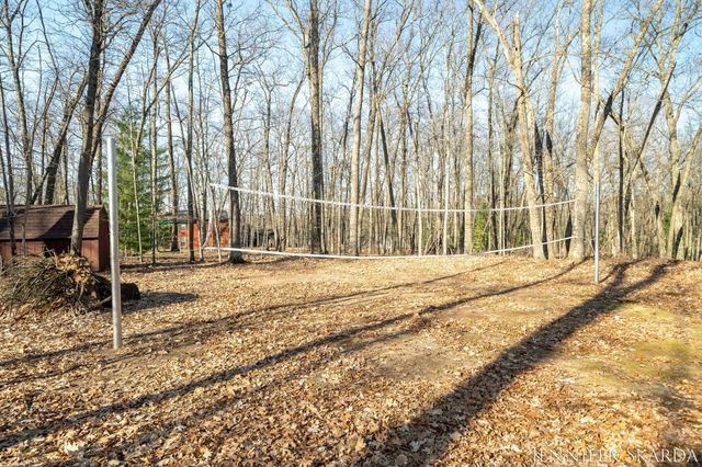9341 S Oxeye Avenue, Baldwin, MI 49304
