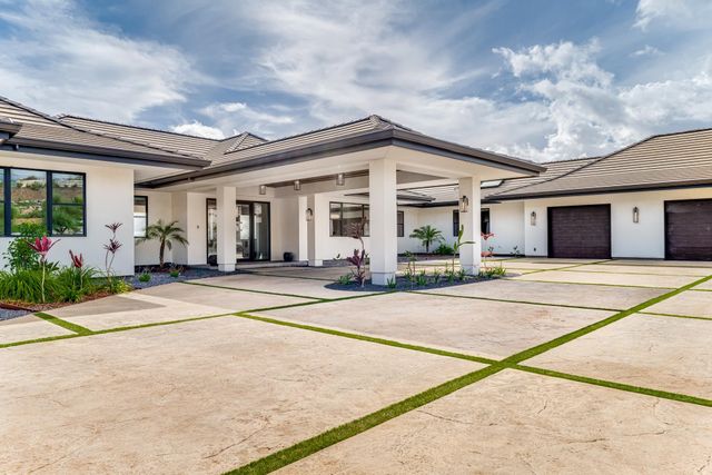 100 Kalelemuku Pl, Kula, HI 96790