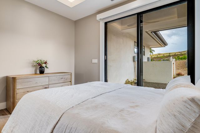 100 Kalelemuku Pl, Kula, HI 96790